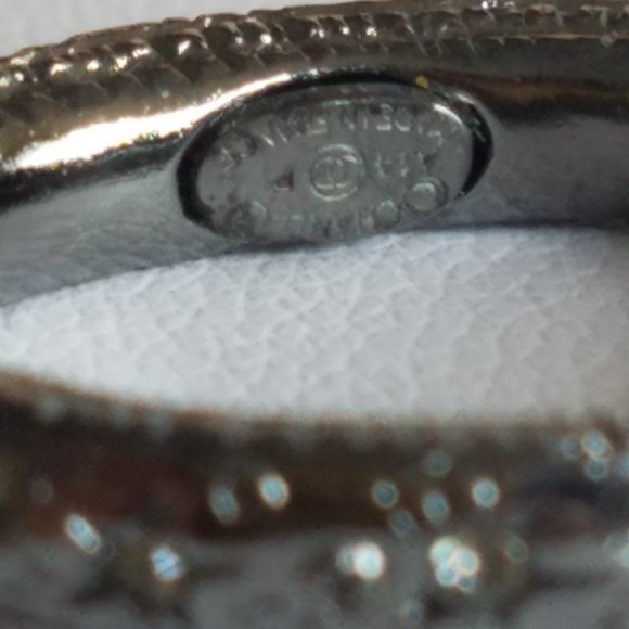 NWT Chanel Set of 4 Rings Dark Silver Color Limited Edition - Picture 4 of 8